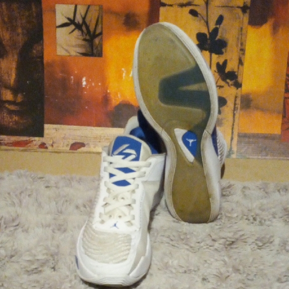 Jordan White and Blue Sneakers - Picture 6 of 8